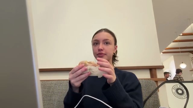纽约忙碌女孩的饮食 视频封面