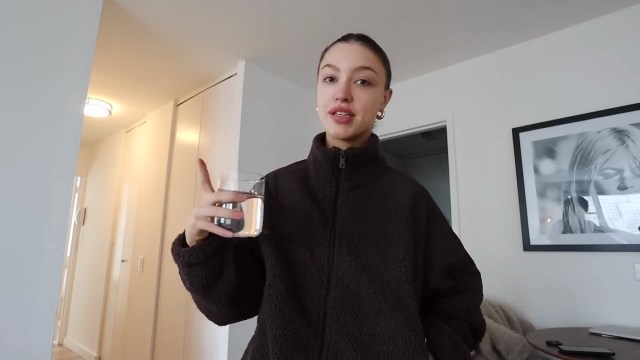 戒社交媒体一周 视频封面